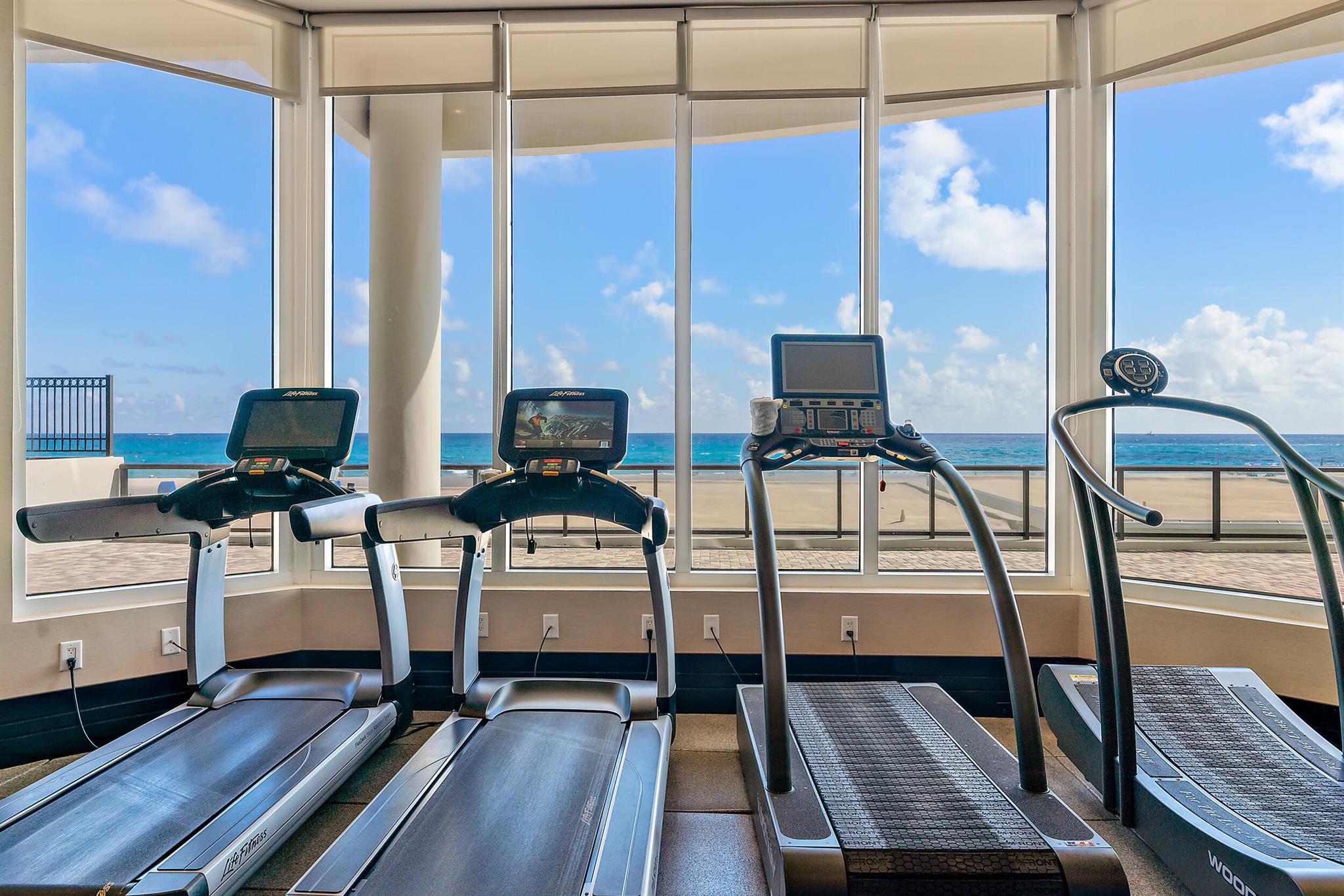 2700 N Ocean Drive 304a