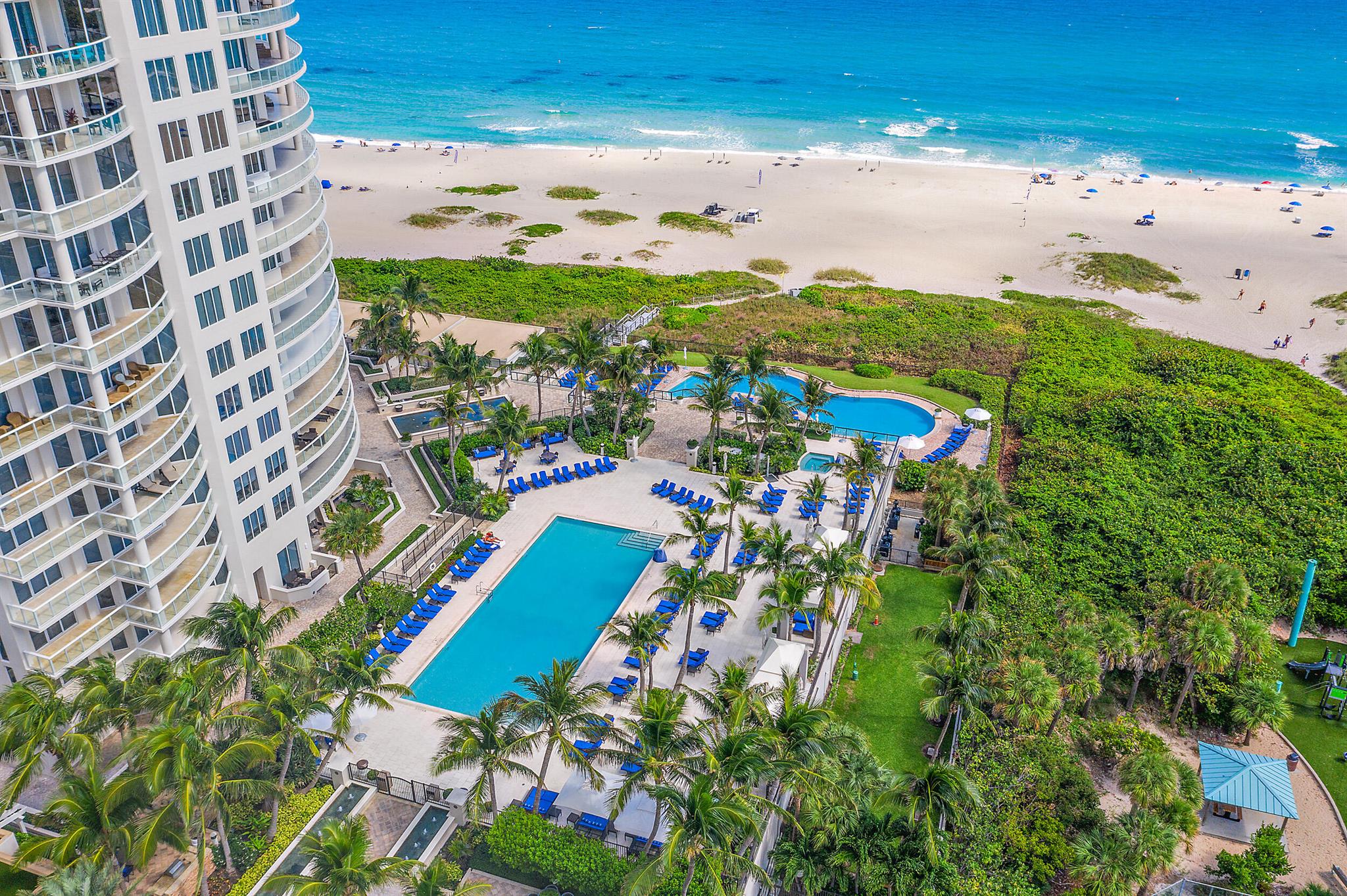 2700 N Ocean Drive 304a