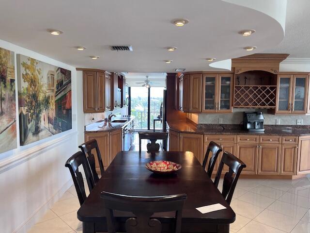 4200 N Ocean Drive 2-405