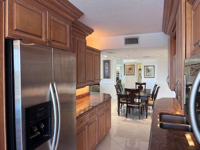 4200 N Ocean Drive 2-405