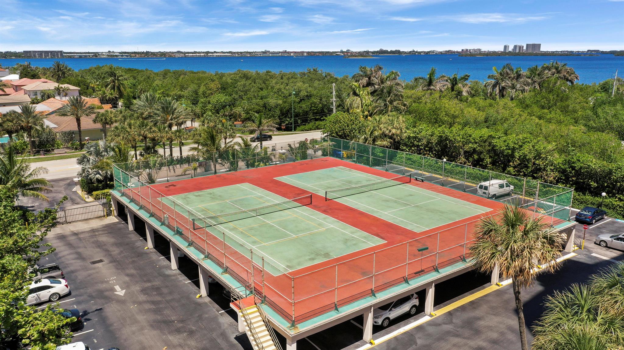 4200 N Ocean Drive 2-405