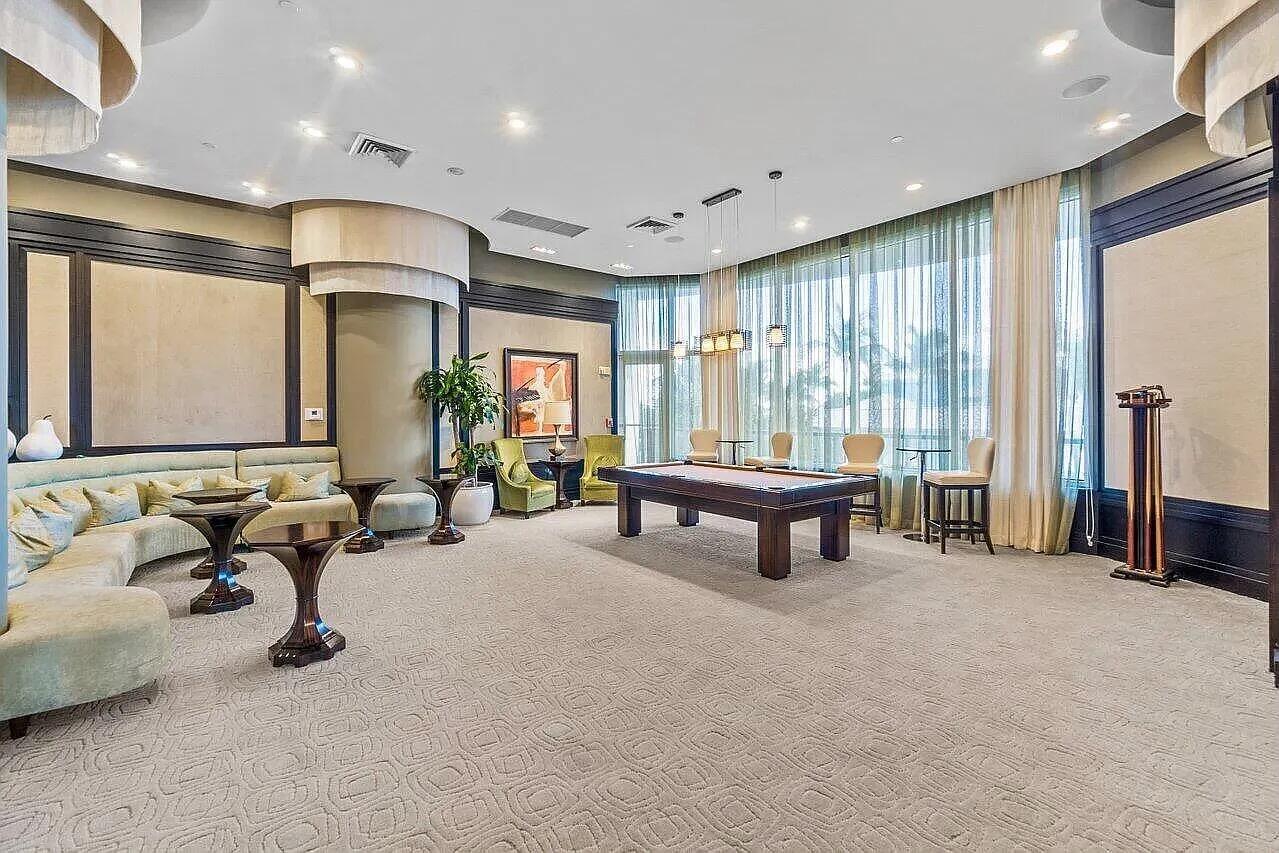 2700 N Ocean Drive 206b