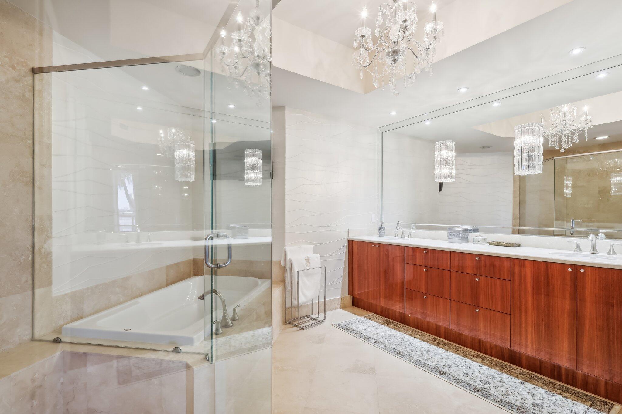 2700 N Ocean Drive 206b