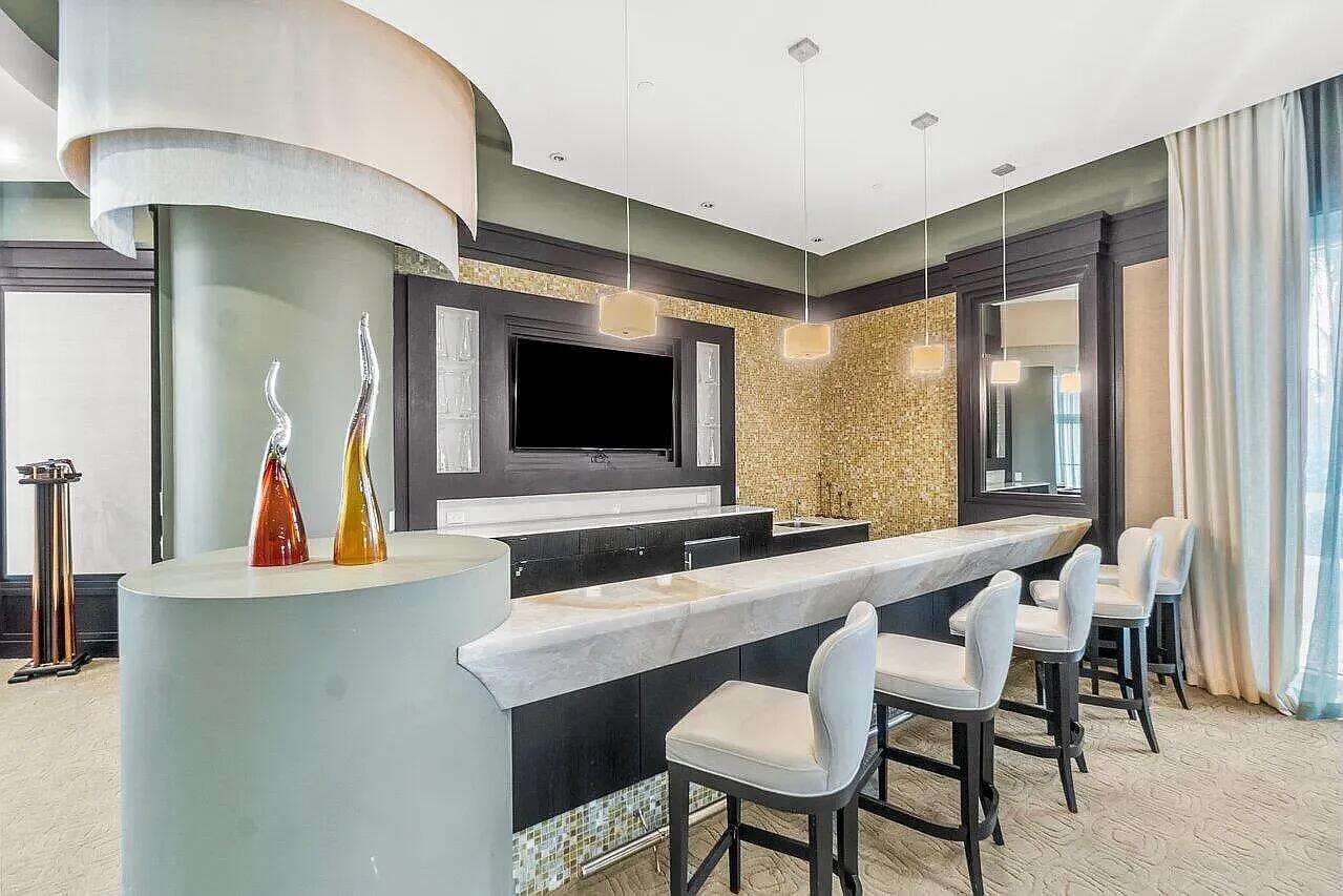 2700 N Ocean Drive 206b