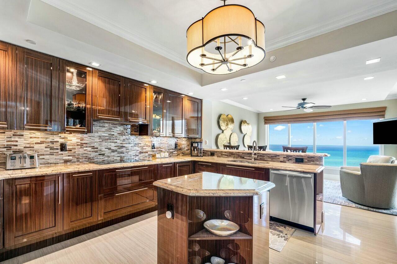 2700 N Ocean Drive 2502b