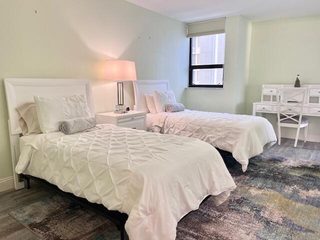 5280 N Ocean Drive 8b