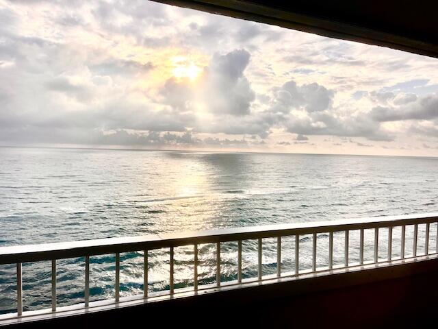 5280 N Ocean Drive 8b