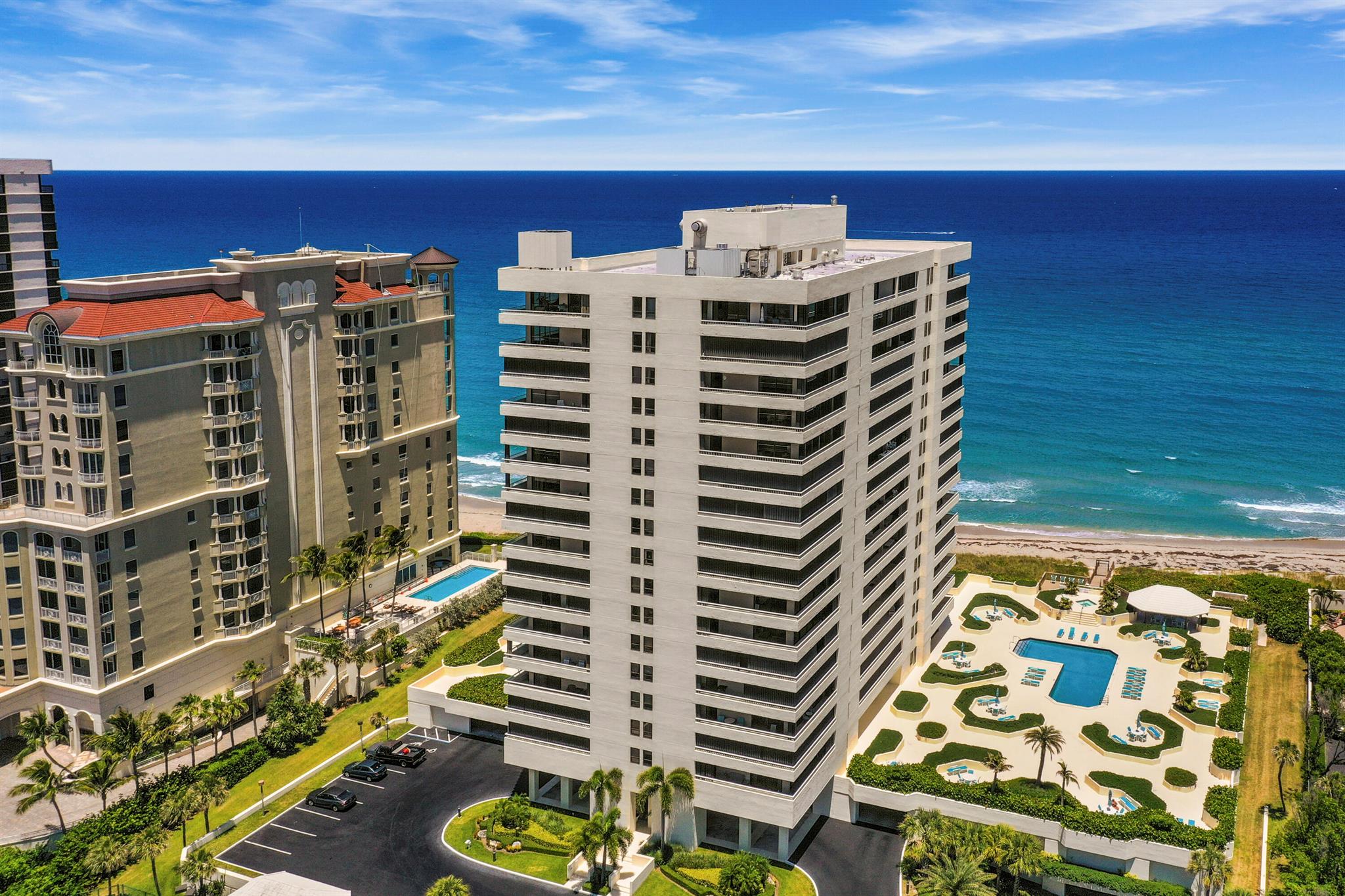 5280 N Ocean Drive 8b
