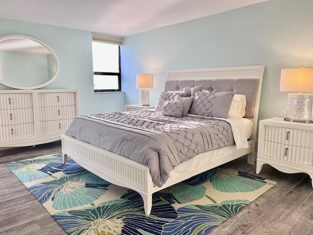 5280 N Ocean Drive 8b