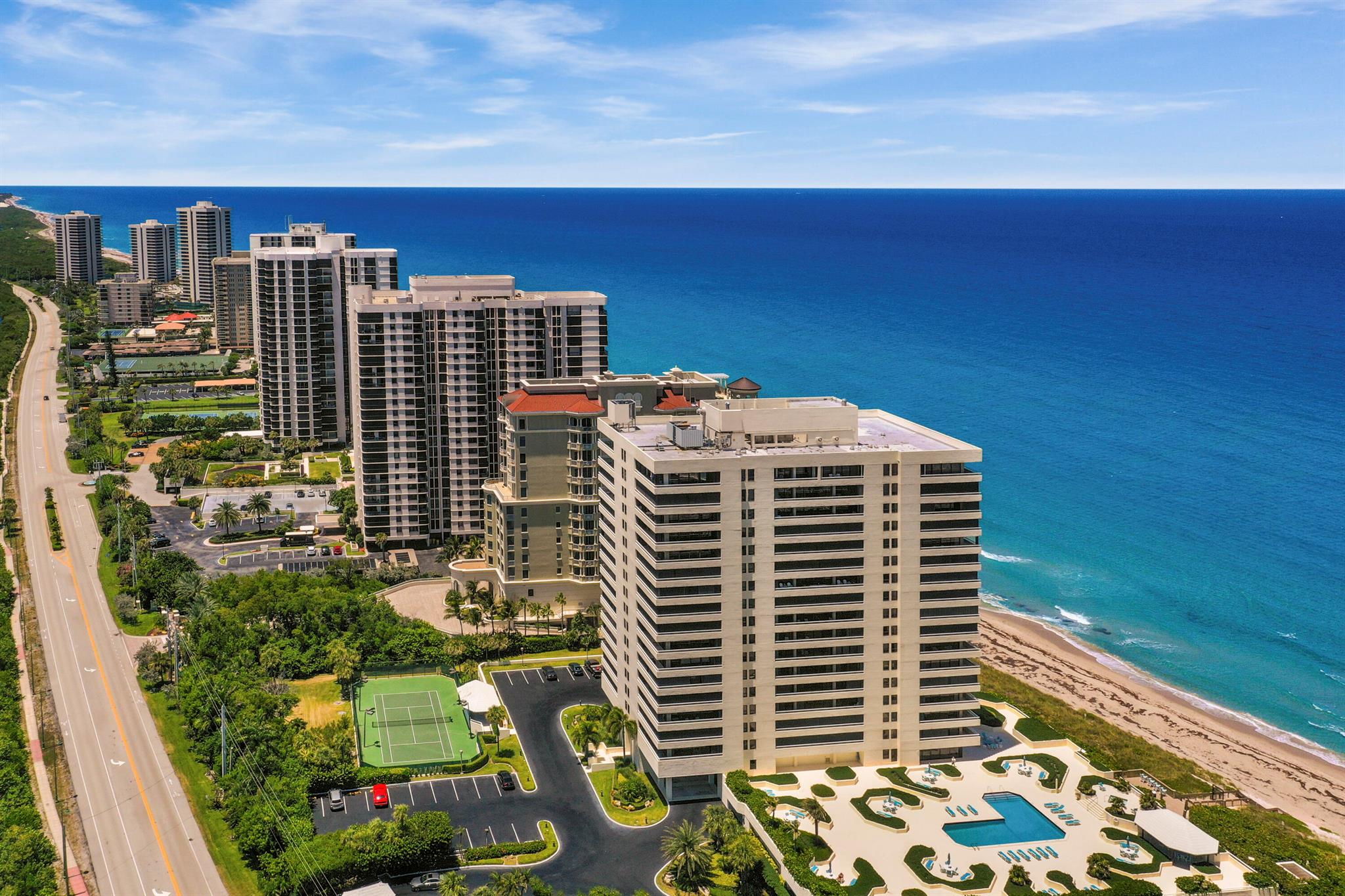 5280 N Ocean Drive 8b