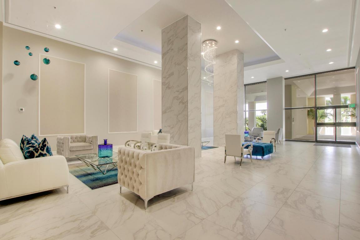 5280 N Ocean Drive 8b