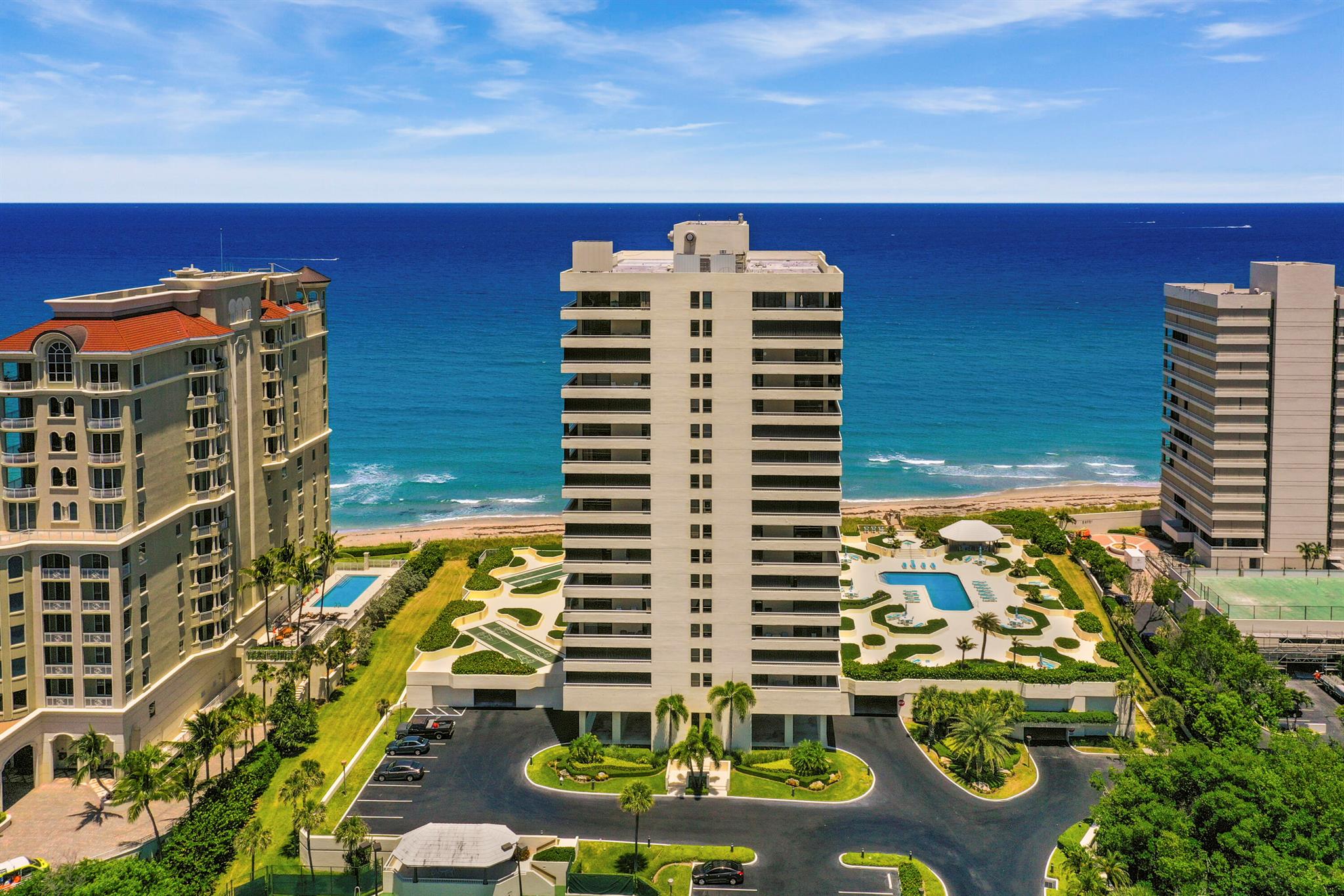 5280 N Ocean Drive 8b