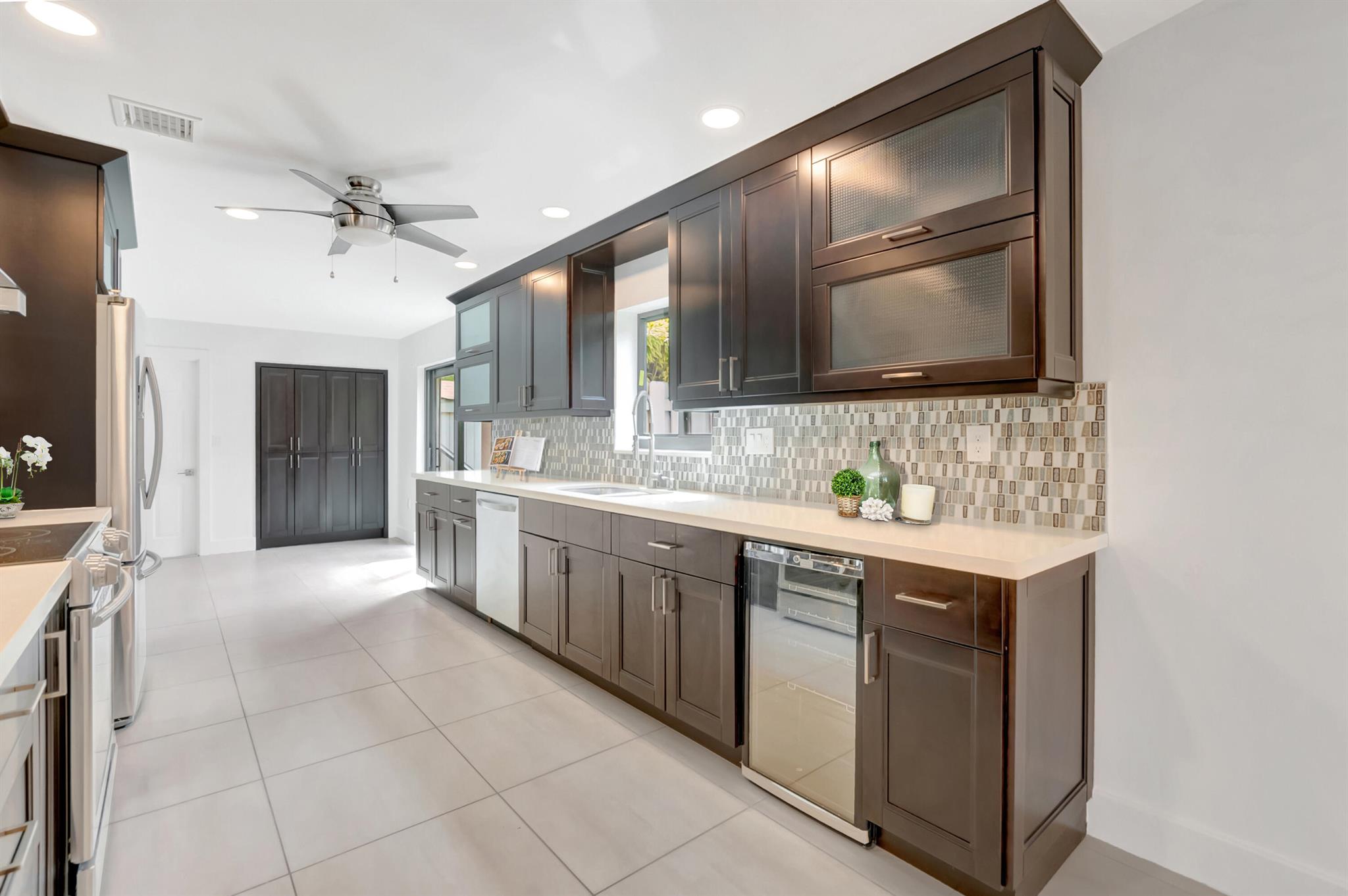 355 Deer Creek Woodlake Lane