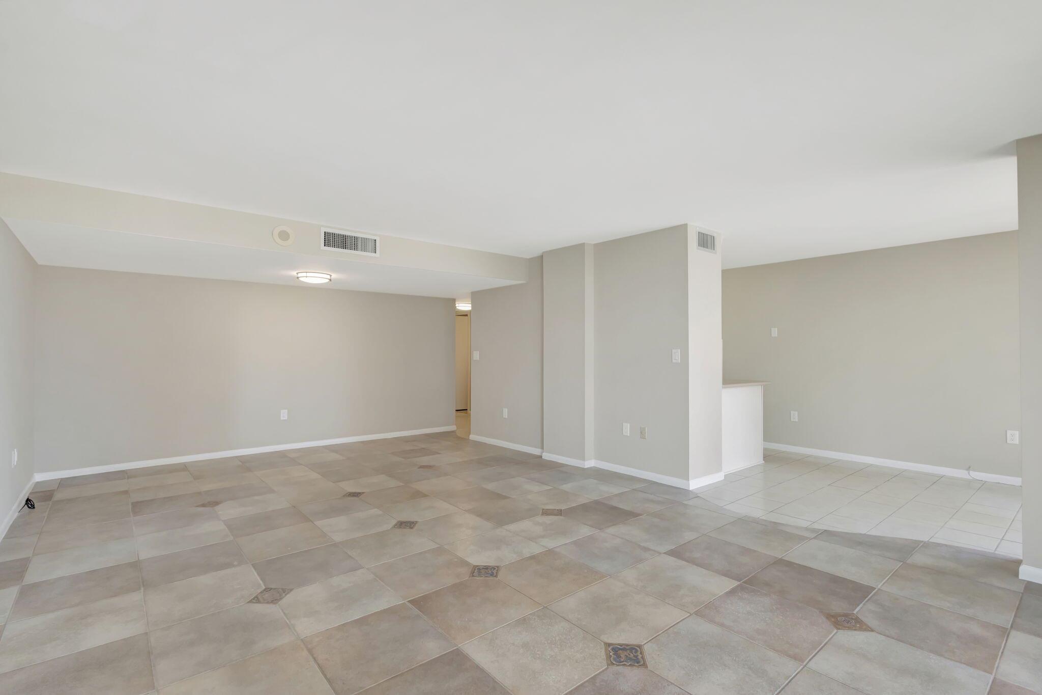 4200 N Ocean Drive 2-303