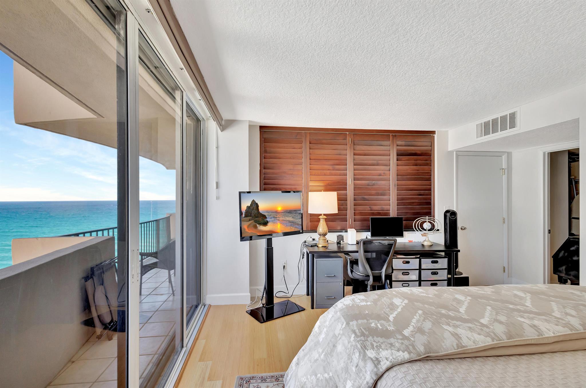 4200 N Ocean Drive 2-303
