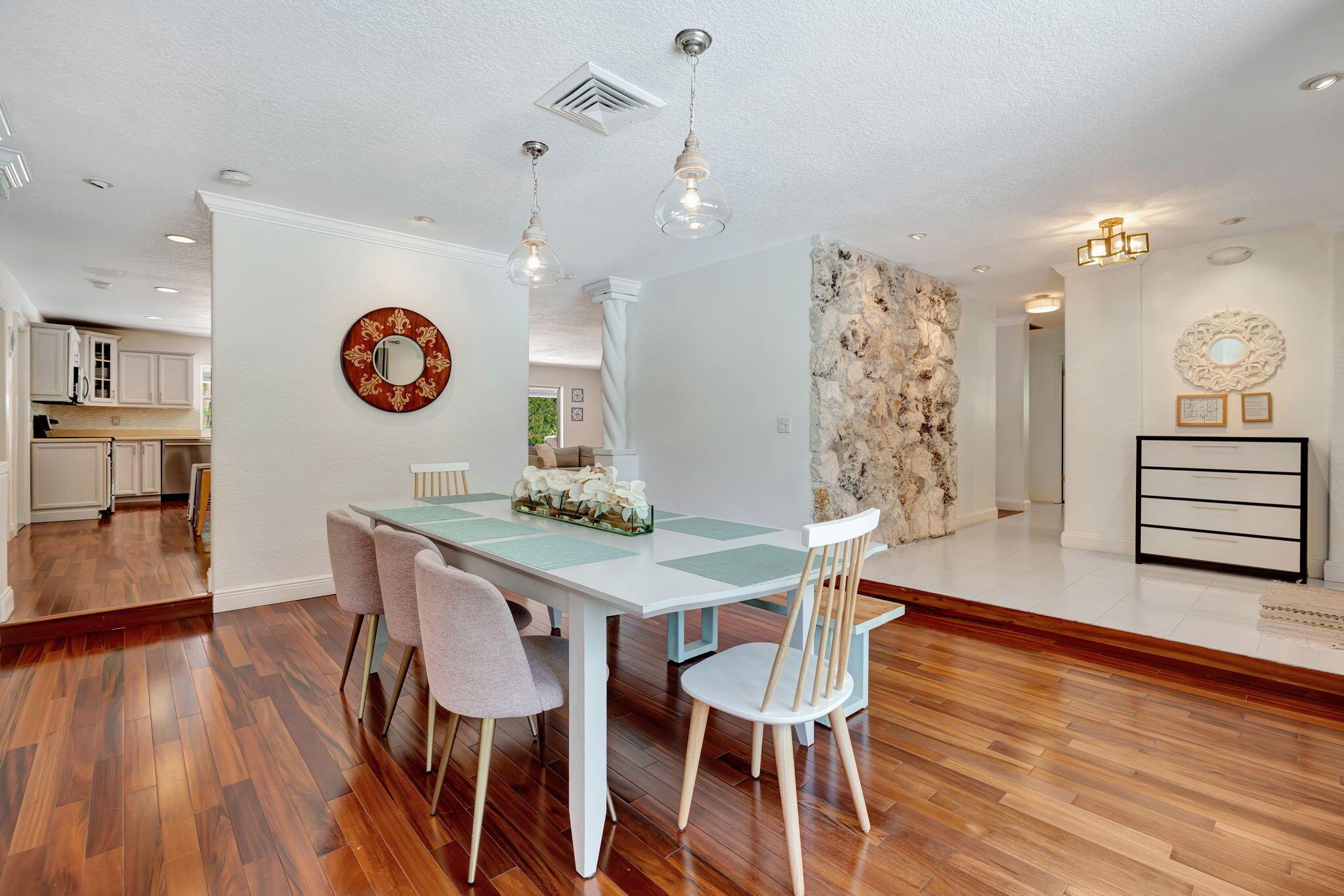 2561 Pepperwood Circle