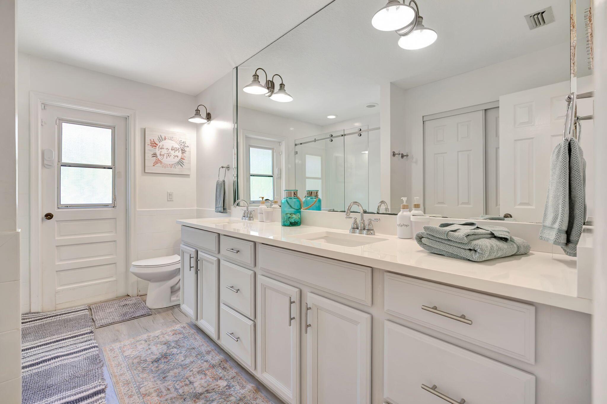 2561 Pepperwood Circle