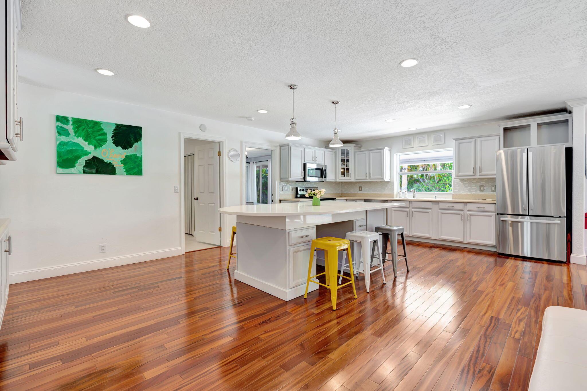 2561 Pepperwood Circle