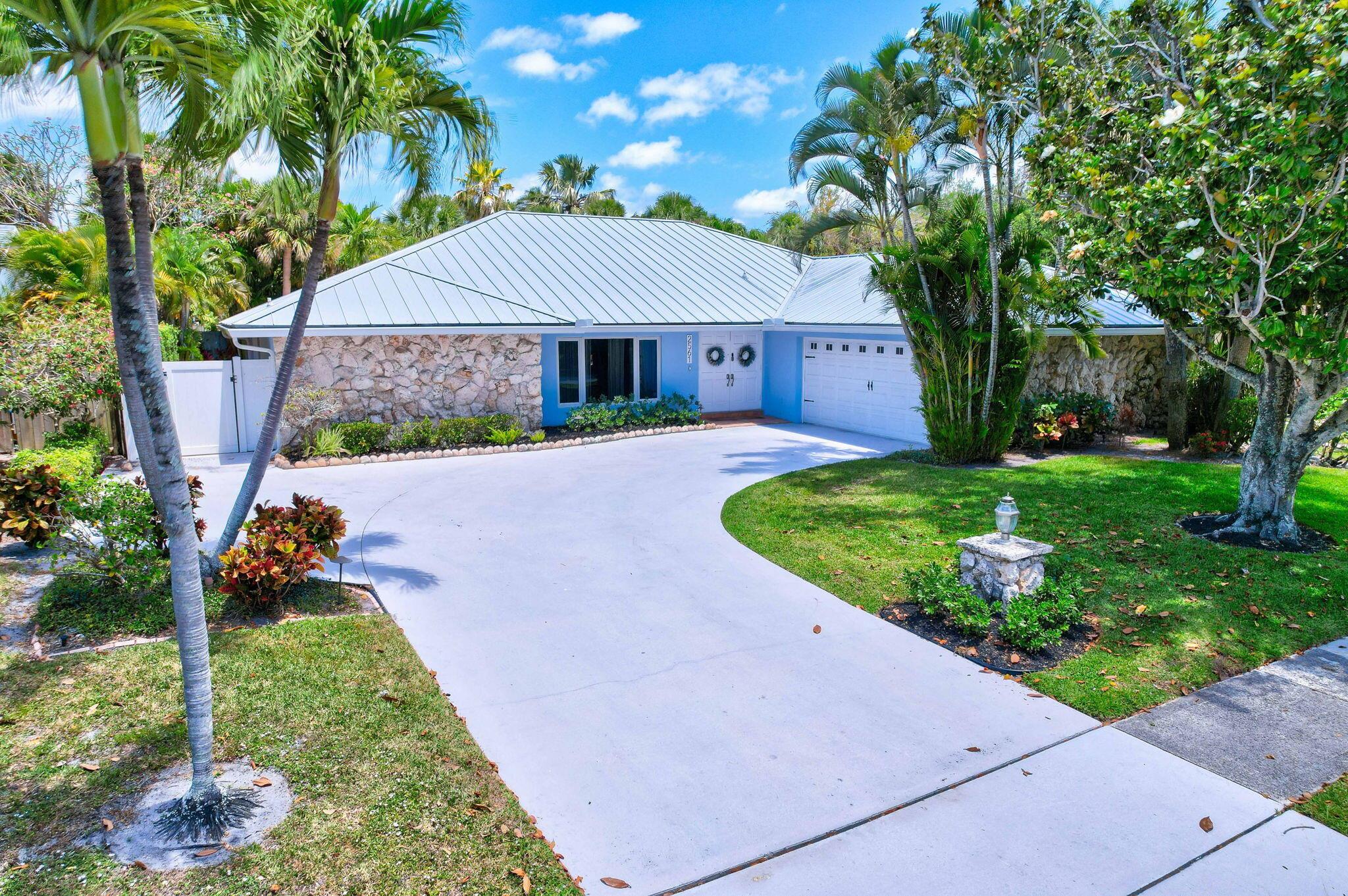 2561 Pepperwood Circle