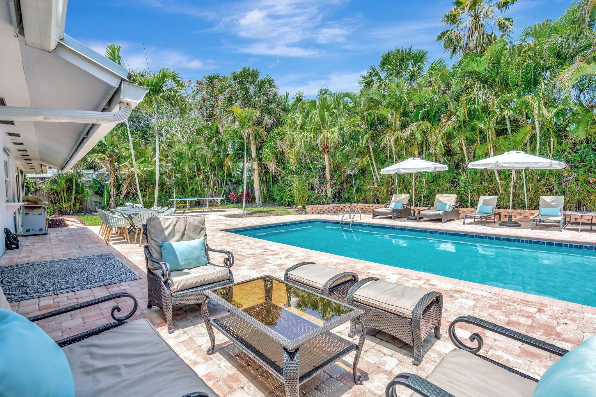 2561 Pepperwood Circle