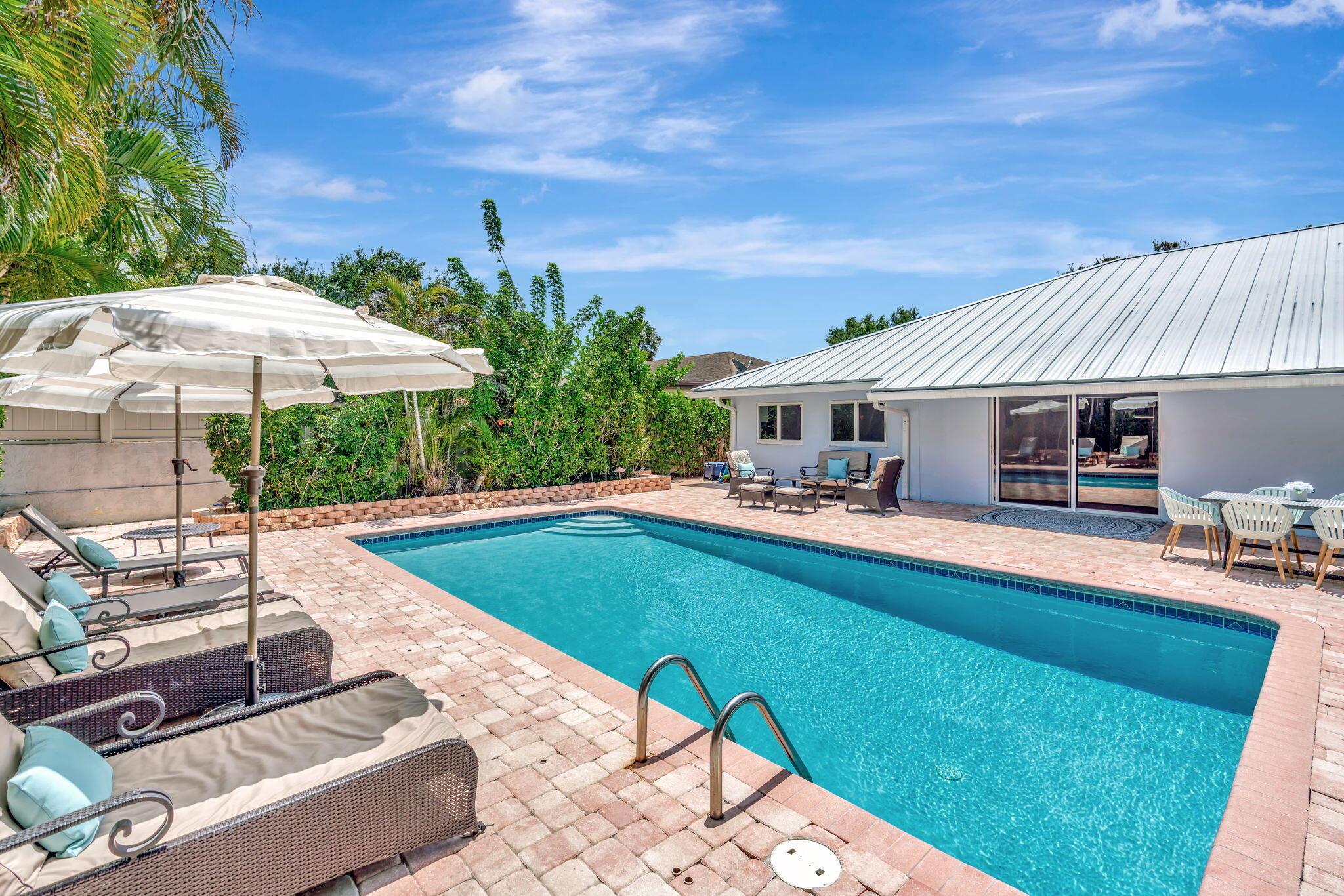 2561 Pepperwood Circle