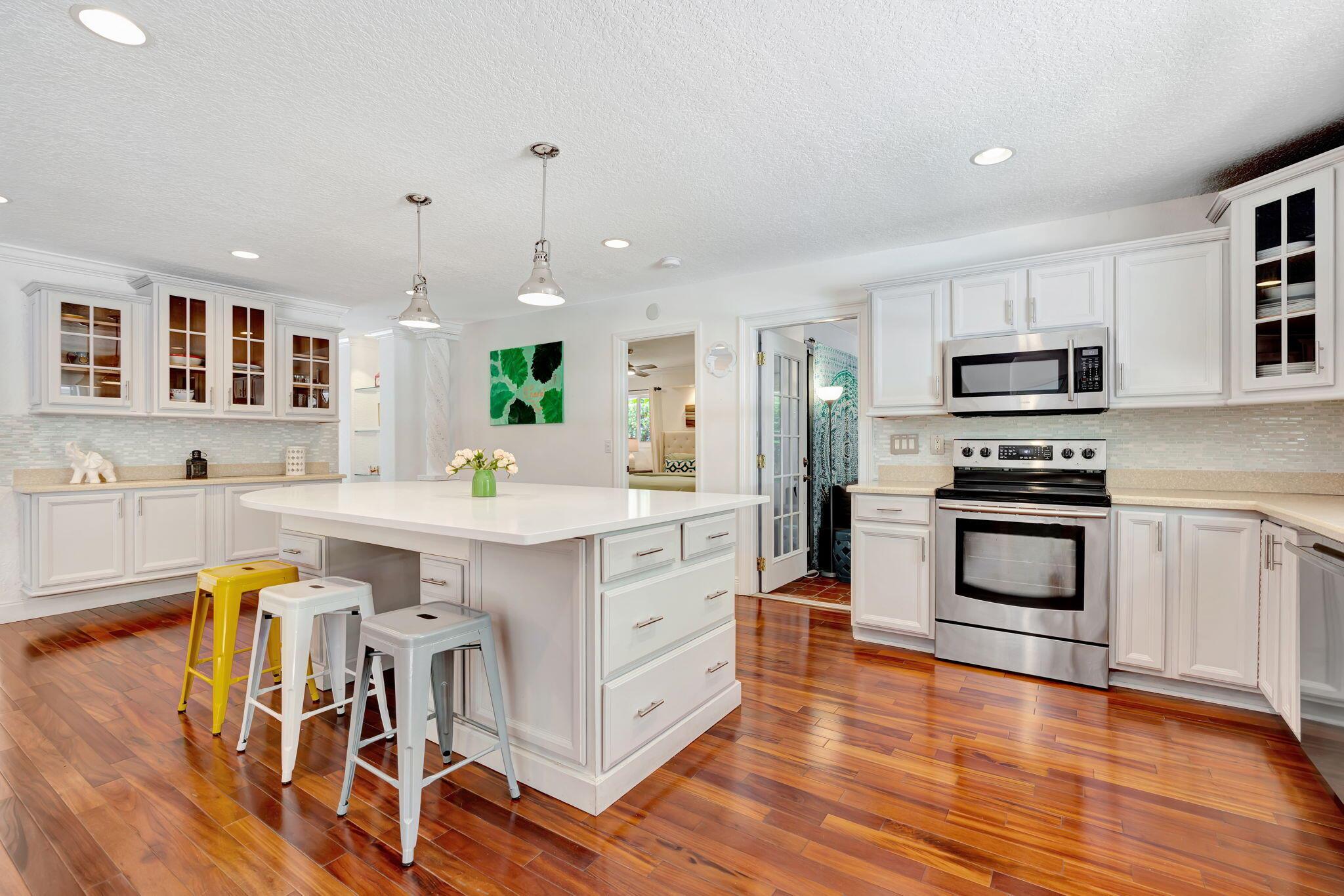 2561 Pepperwood Circle