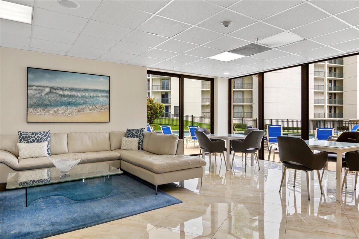 5420 N Ocean Drive 903