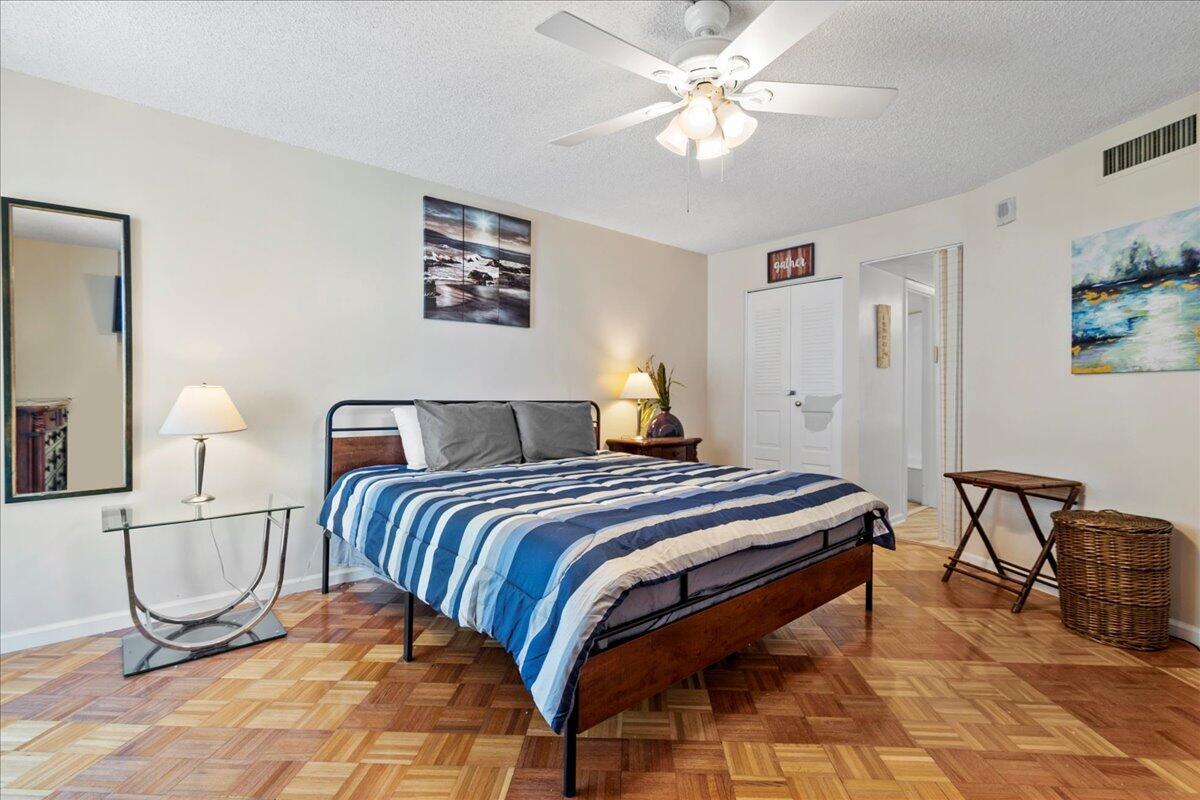 5420 N Ocean Drive 903