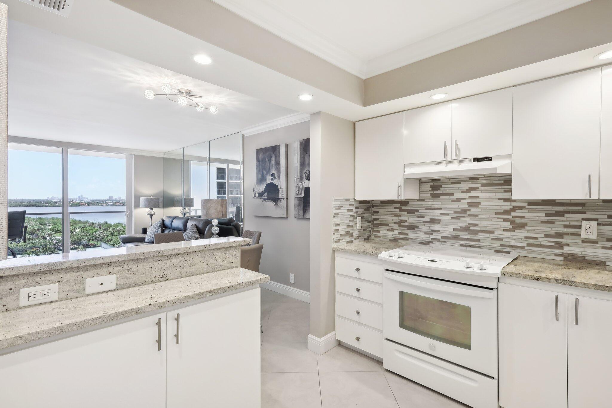 5440 N Ocean Drive 903