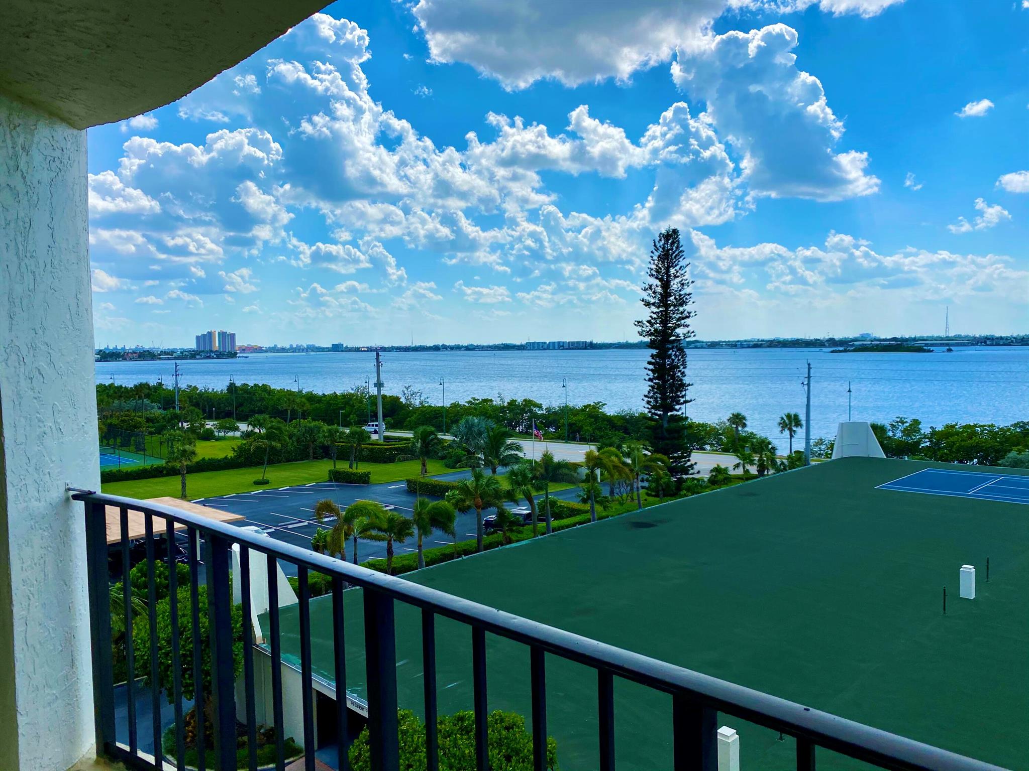 5420 N Ocean Drive 505