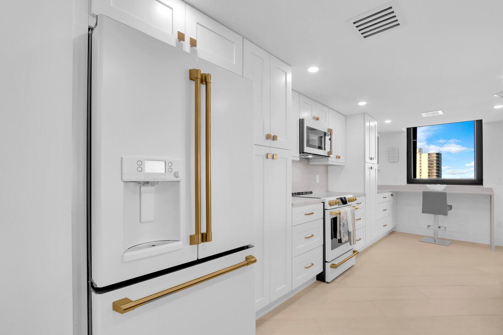 5380 N Ocean Drive 17e