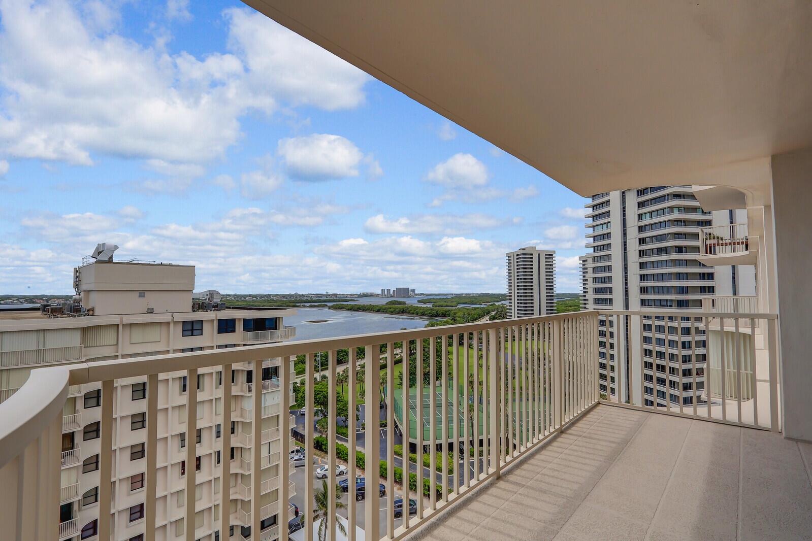 5480 N Ocean Drive A10c
