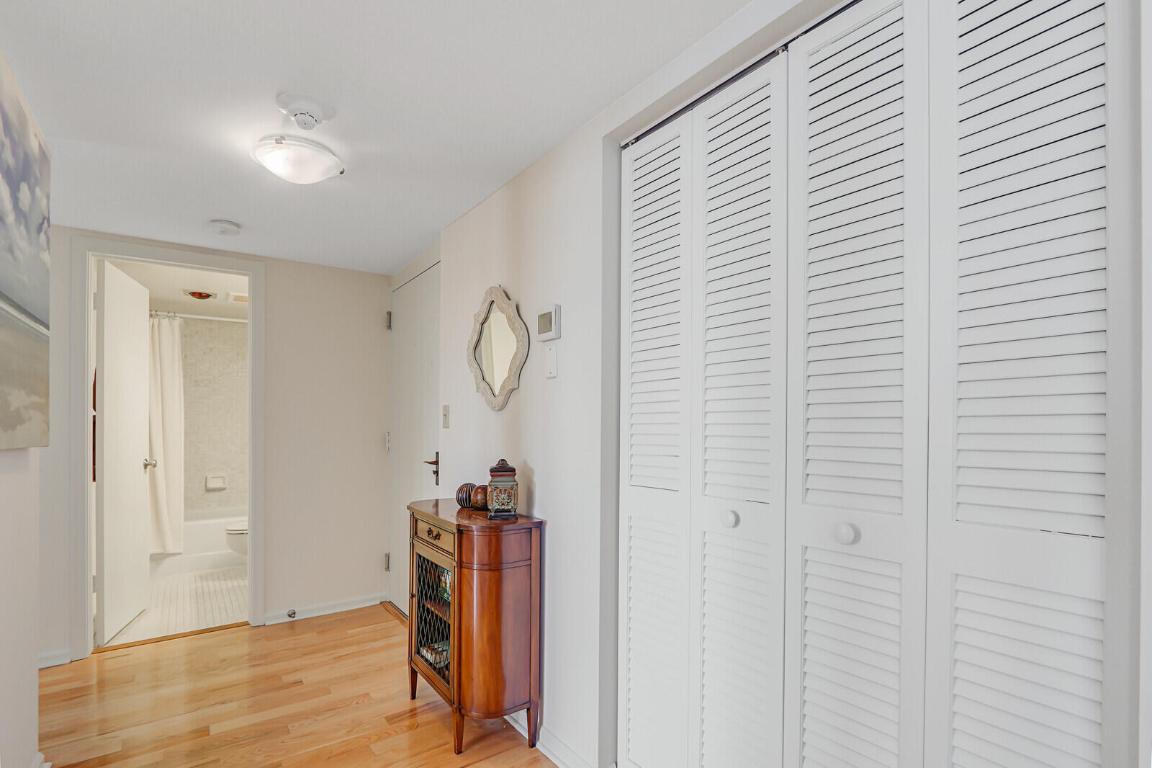 5480 N Ocean Drive A10c