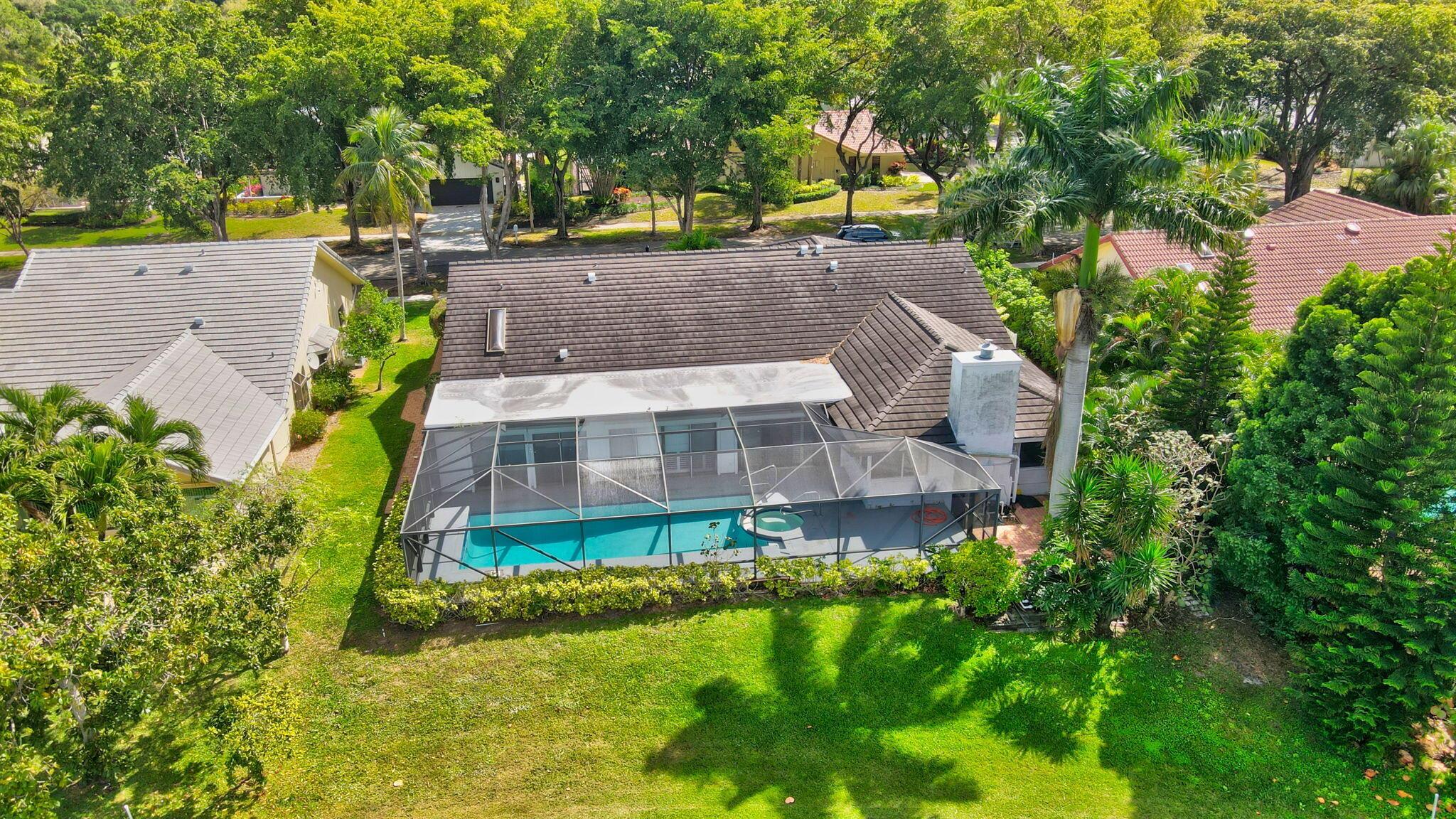 355 Deer Creek Woodlake Lane