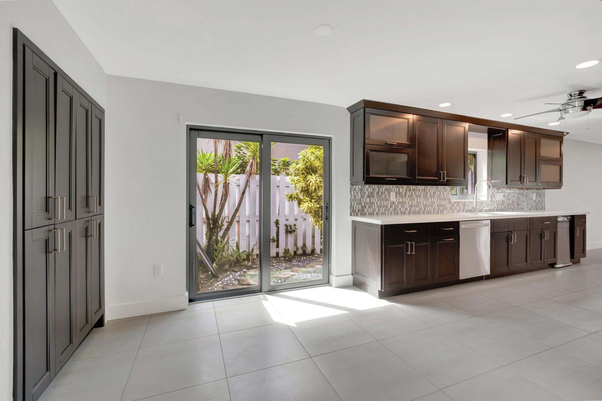 355 Deer Creek Woodlake Lane