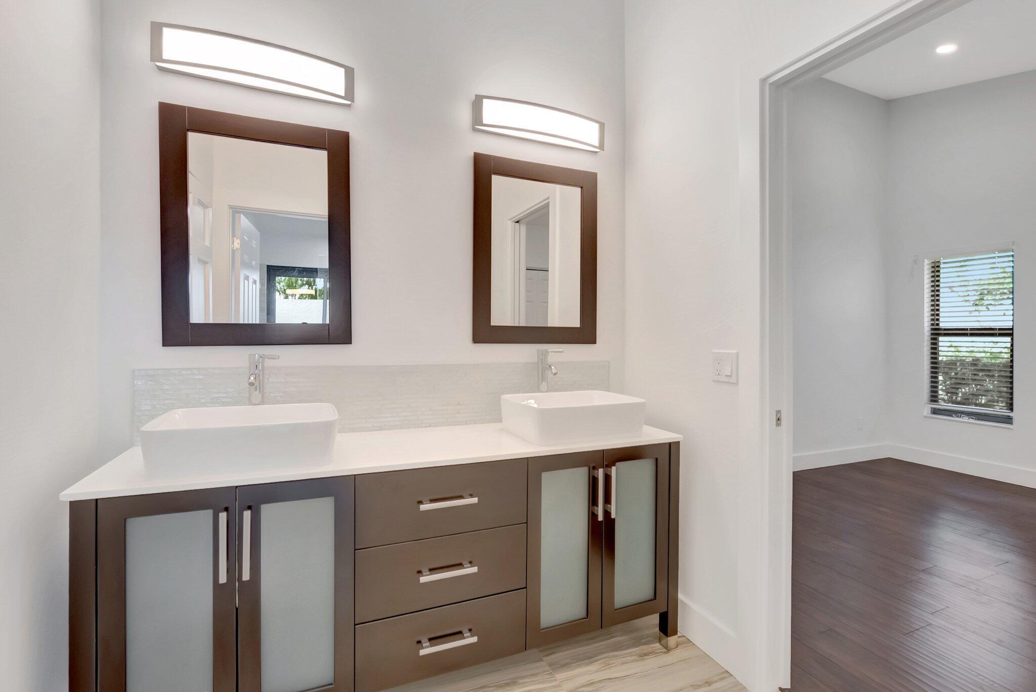 355 Deer Creek Woodlake Lane