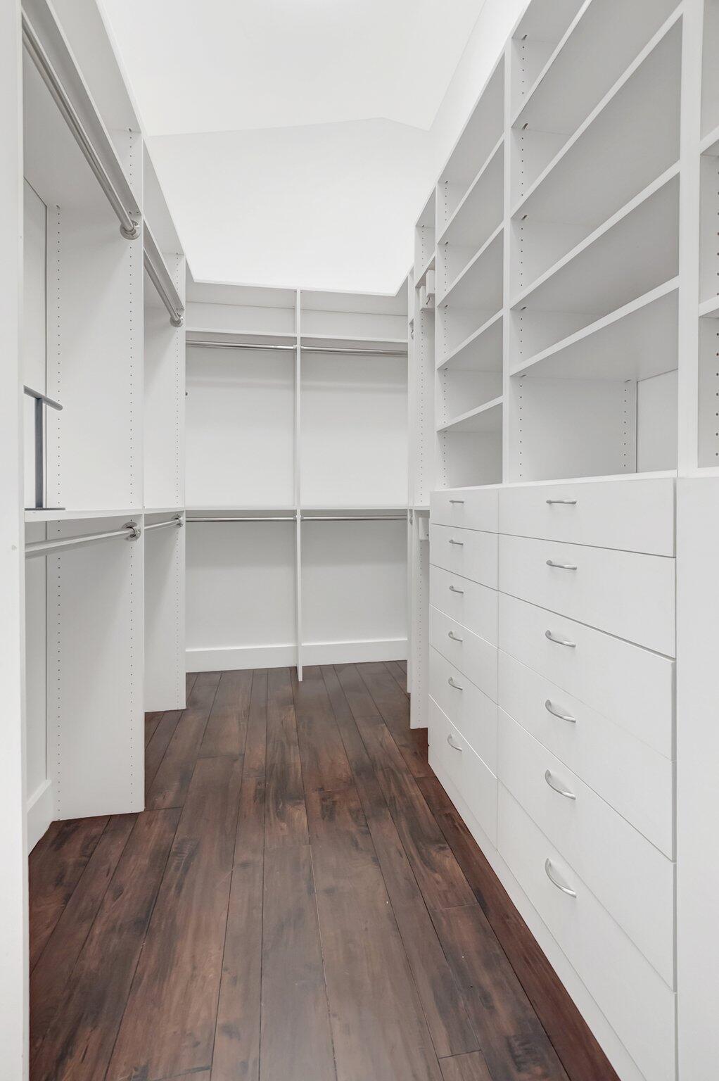 355 Deer Creek Woodlake Lane