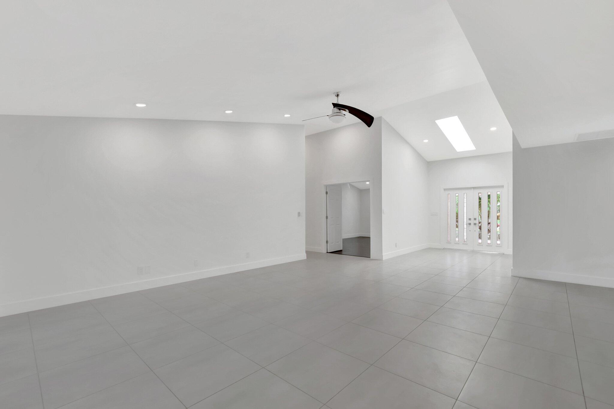 355 Deer Creek Woodlake Lane