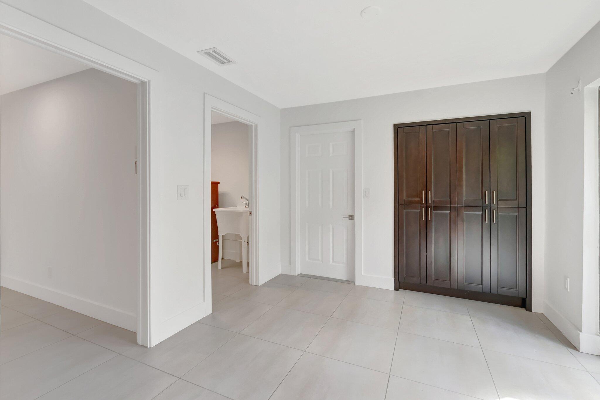 355 Deer Creek Woodlake Lane