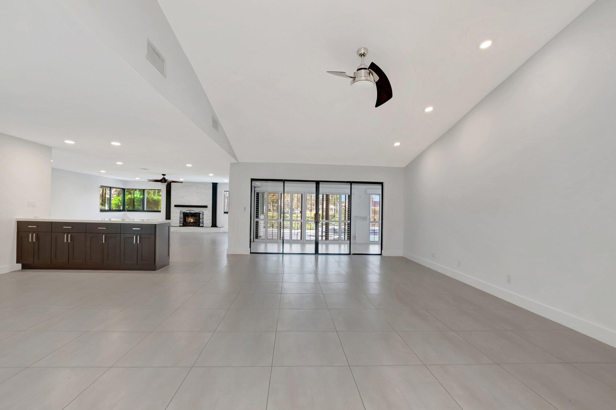 355 Deer Creek Woodlake Lane
