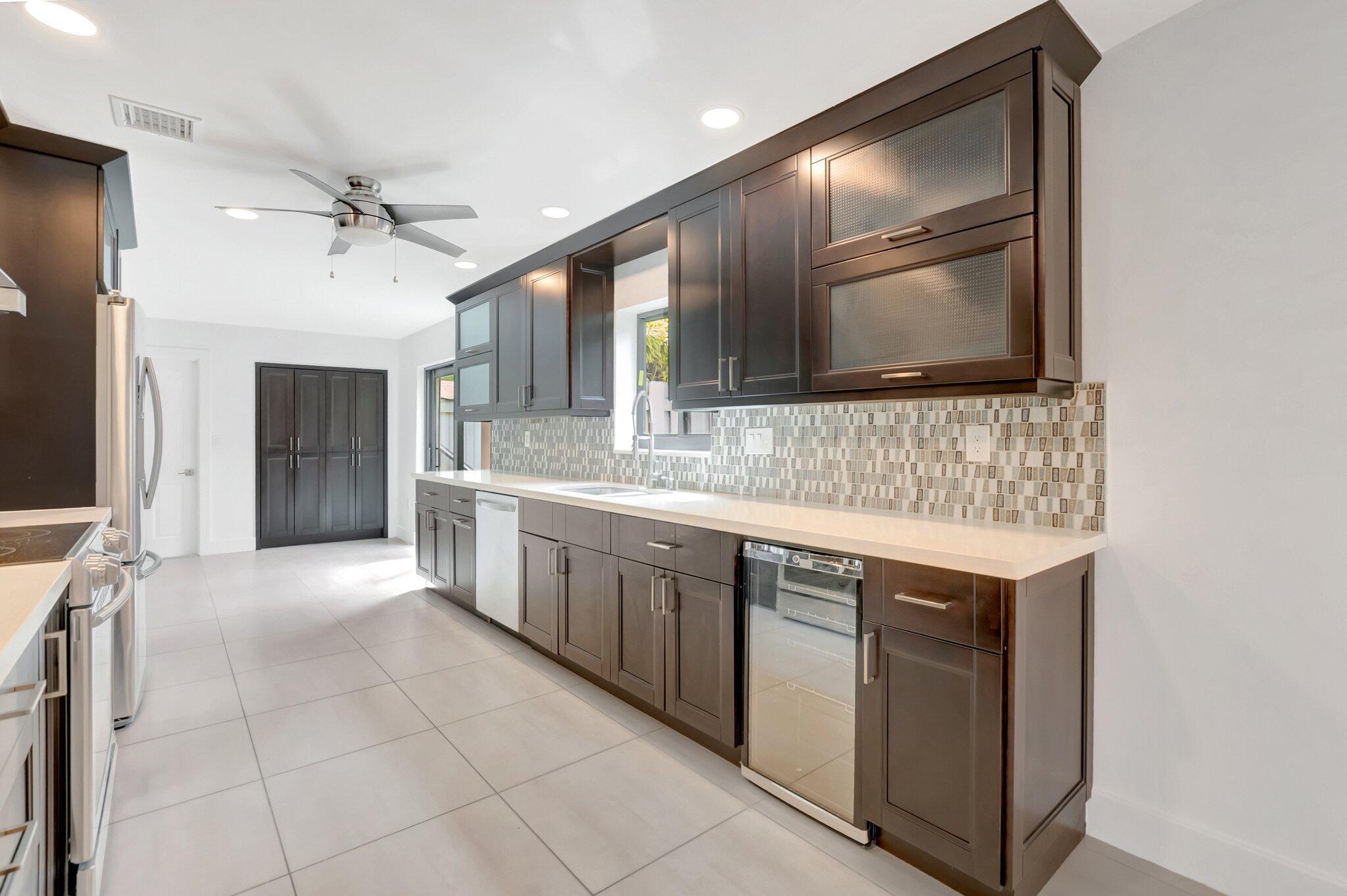 355 Deer Creek Woodlake Lane