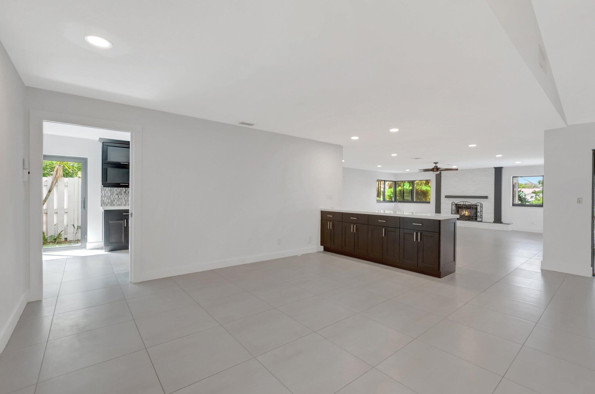 355 Deer Creek Woodlake Lane