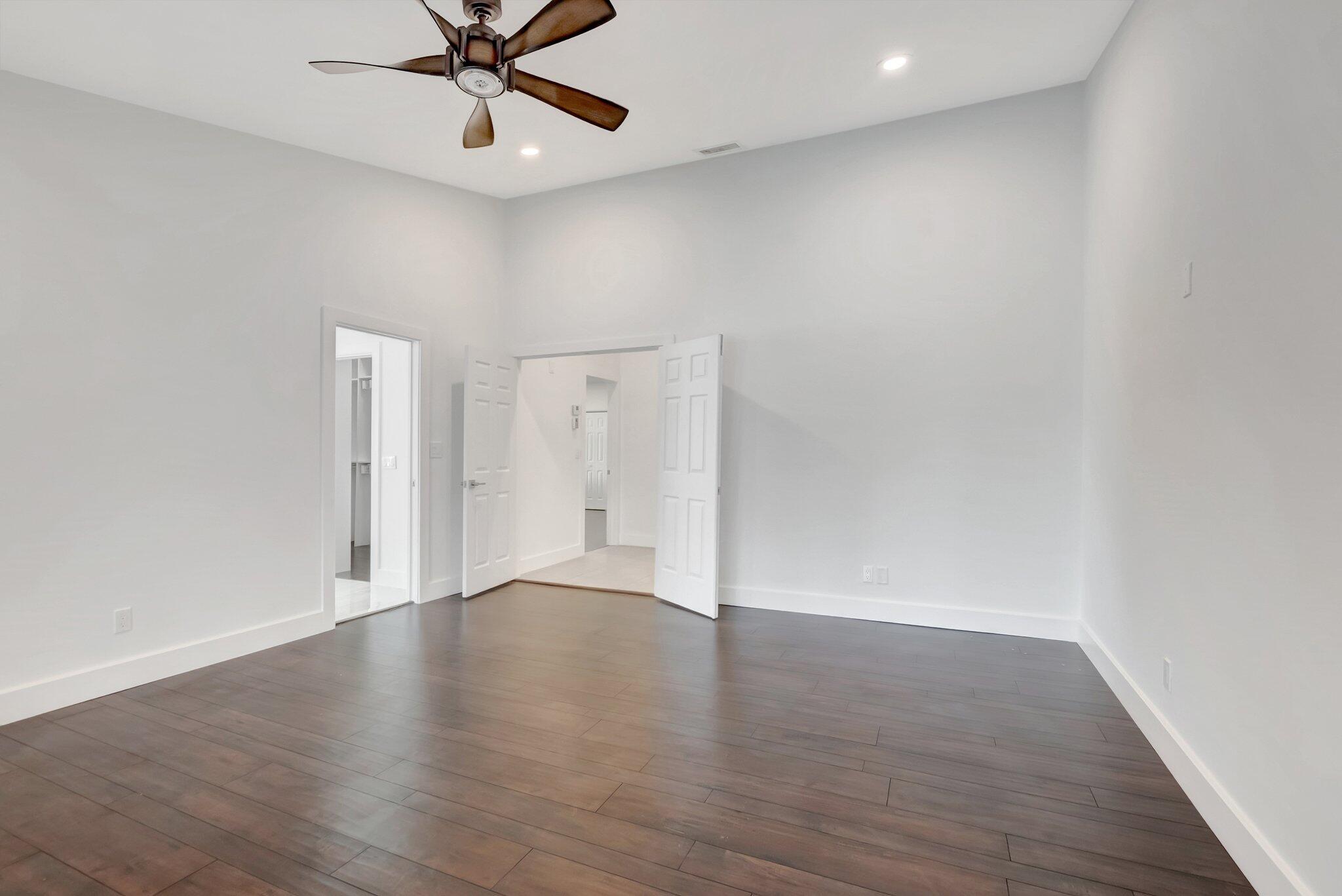 355 Deer Creek Woodlake Lane