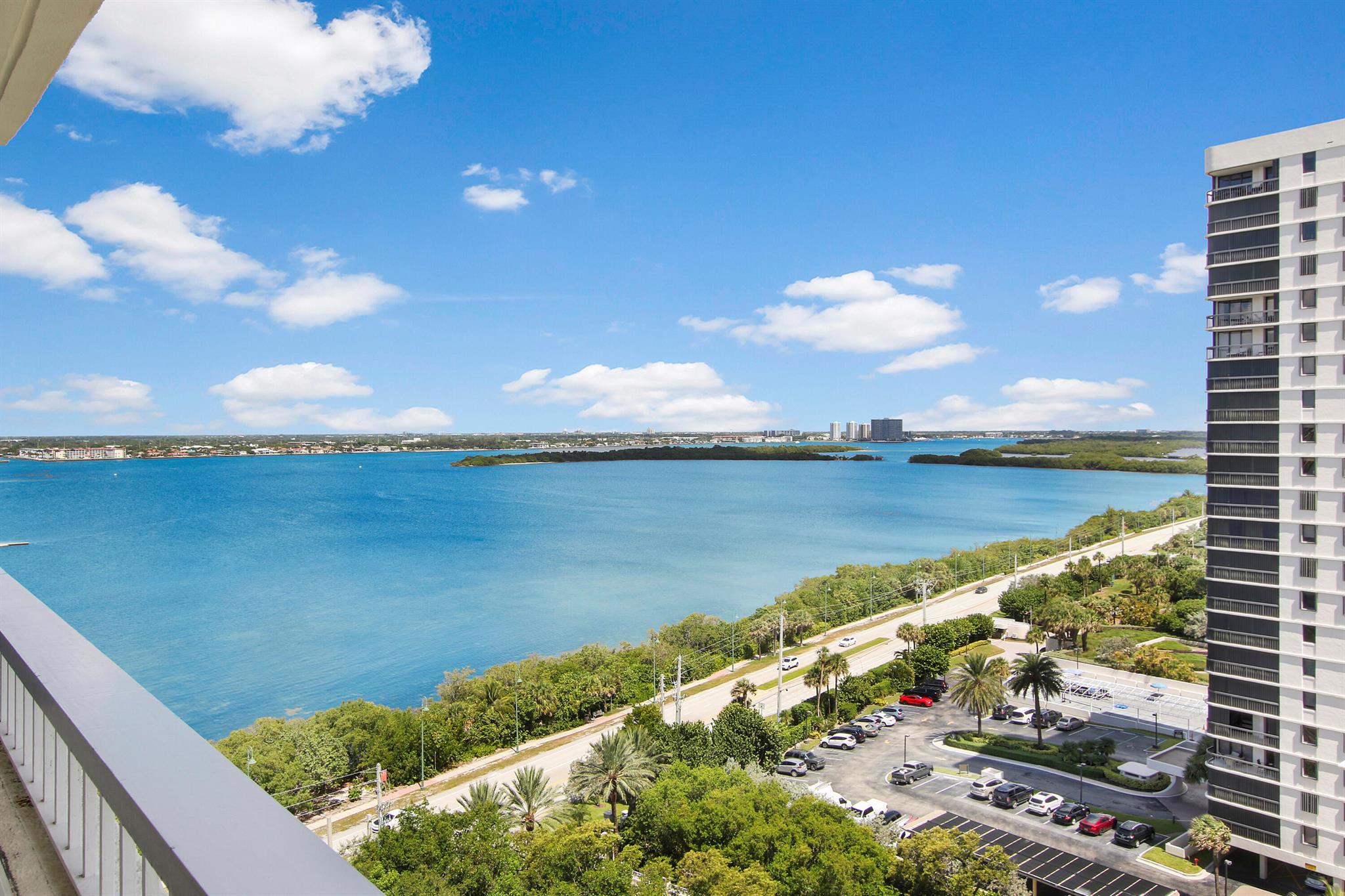 5280 N Ocean Drive 7d