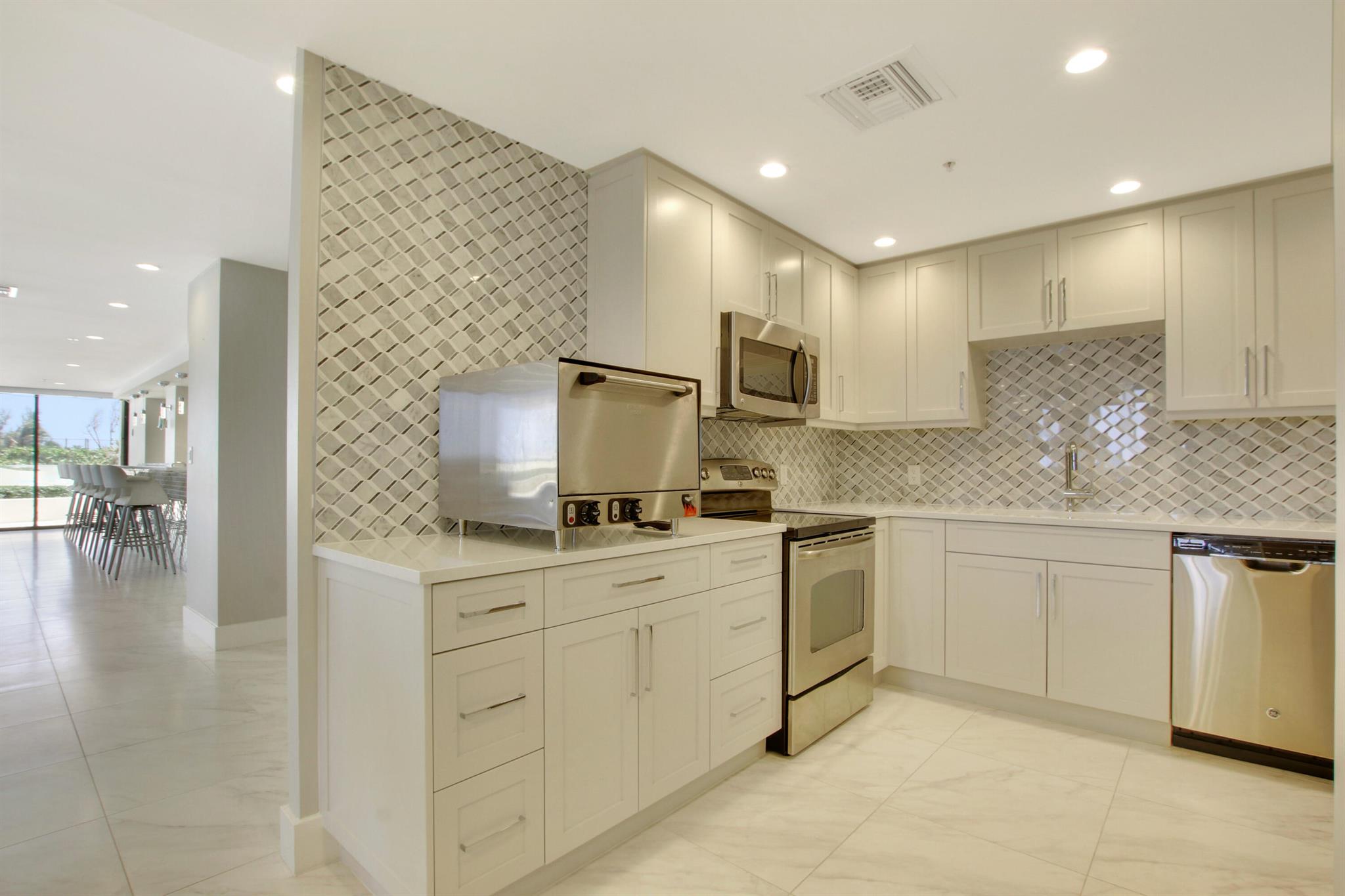 5280 N Ocean Drive 7d