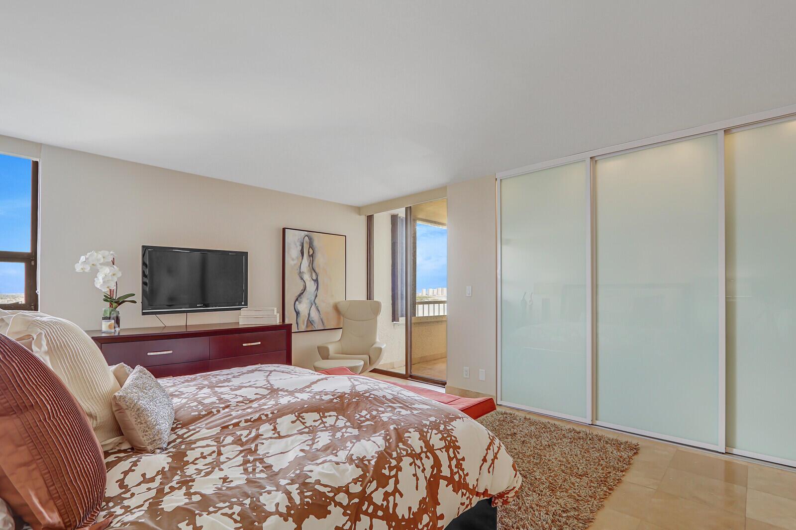 5280 N Ocean Drive 7d