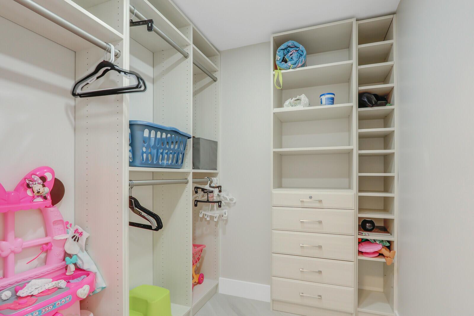 5380 N Ocean Drive 9a