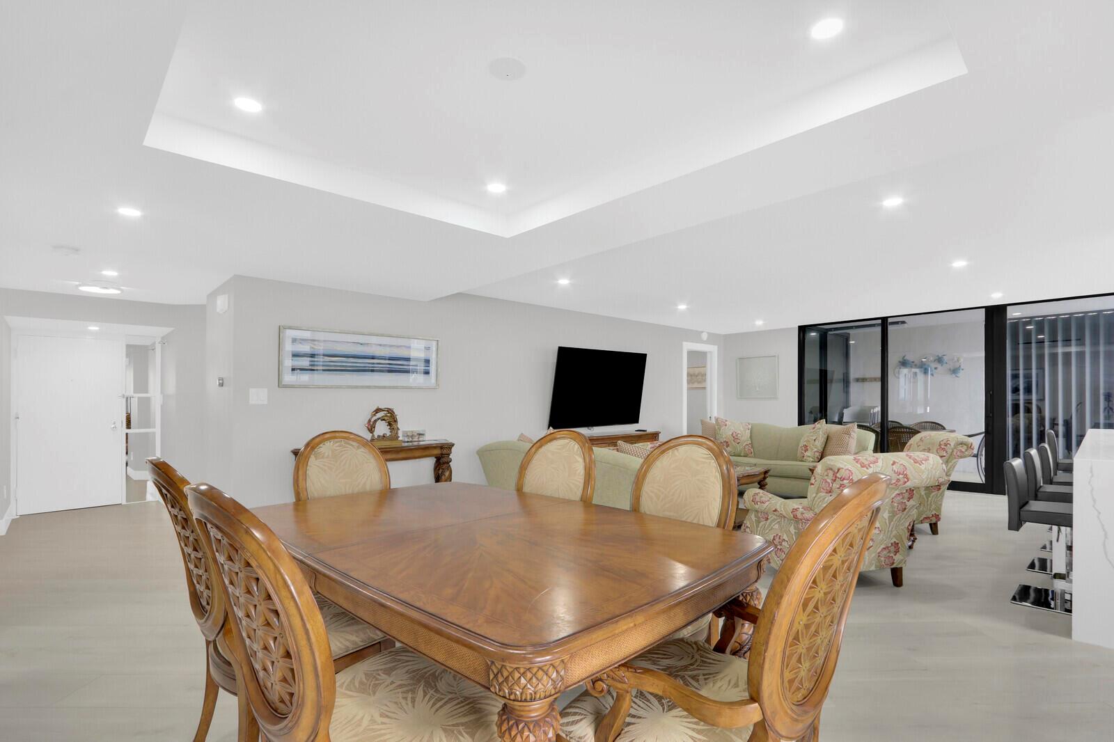 5380 N Ocean Drive 9a