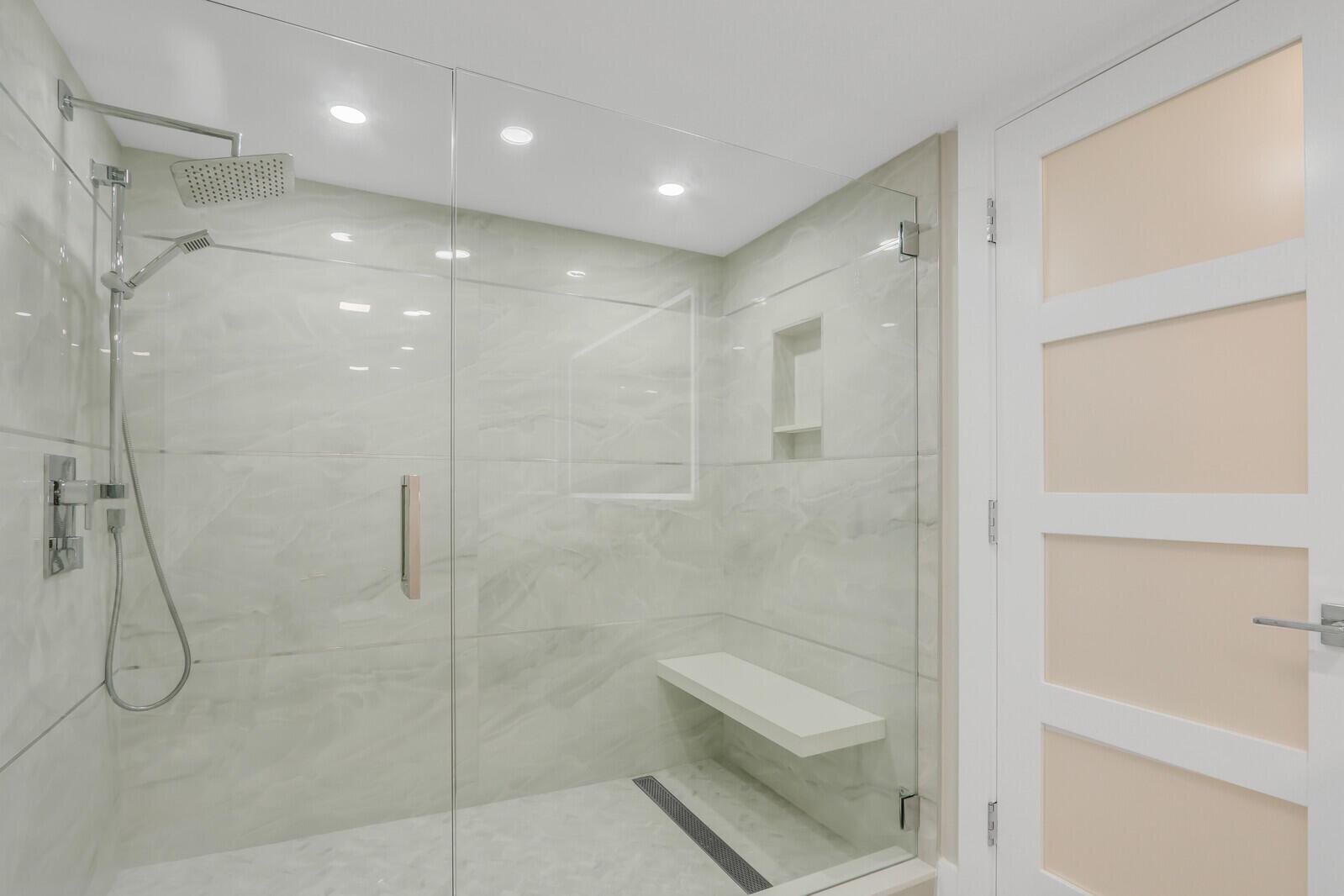 5380 N Ocean Drive 9a