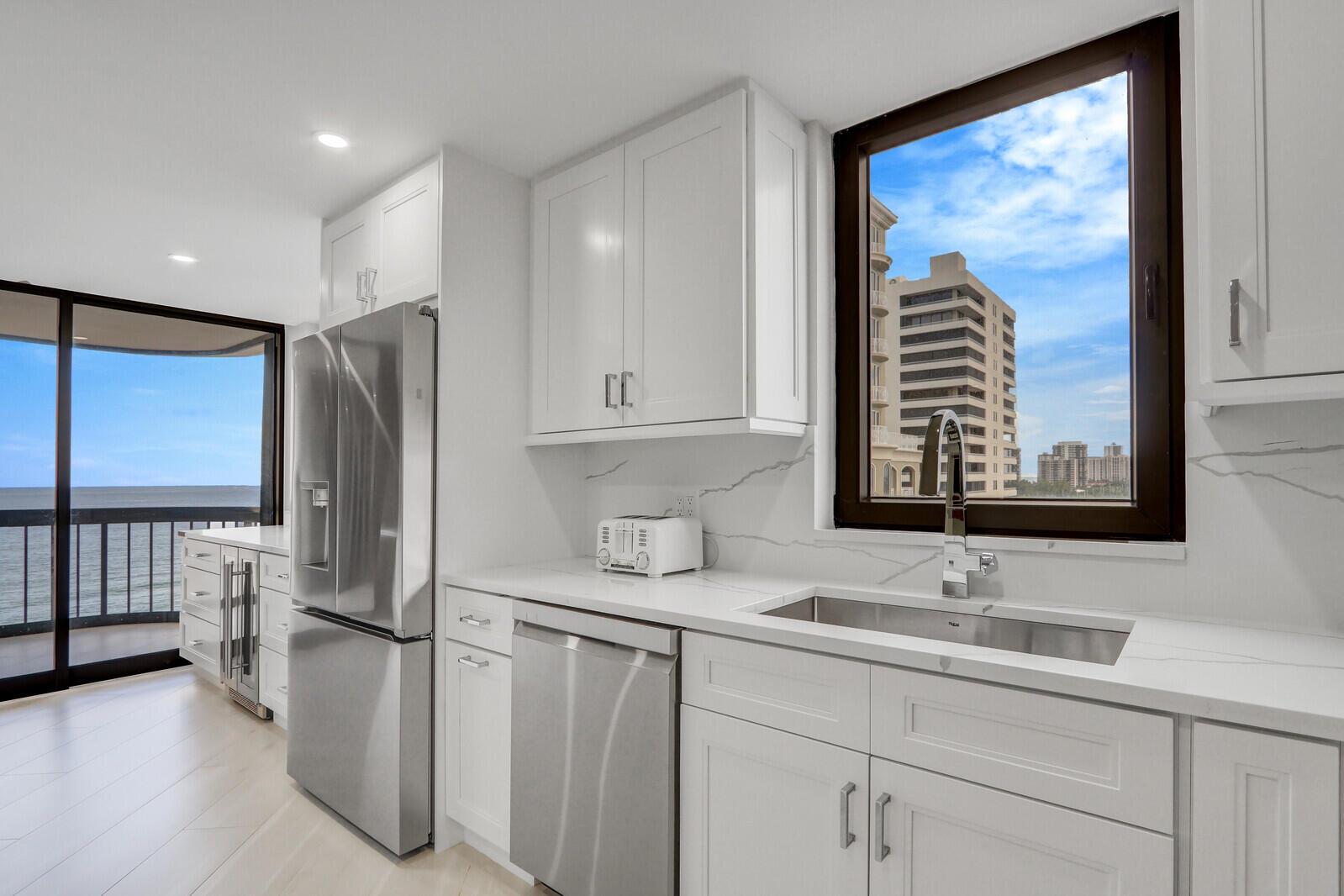 5380 N Ocean Drive 9a